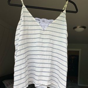 Hollister flowy tank